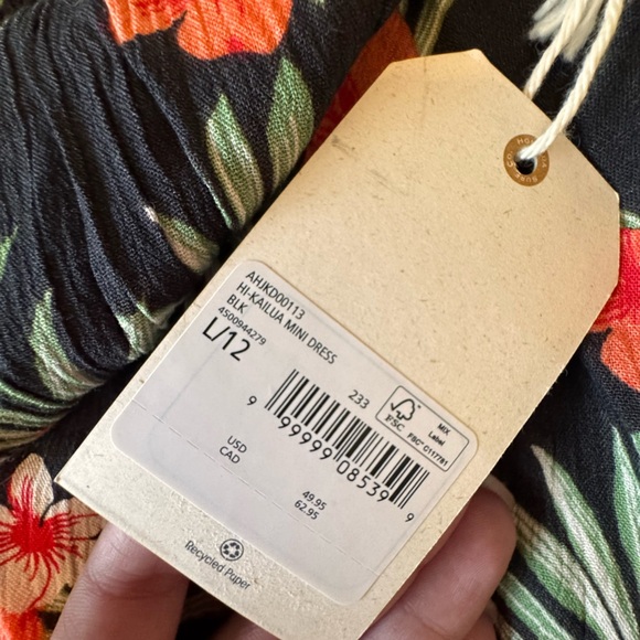 Floral Black and Red Dress - Picture 4 of 4